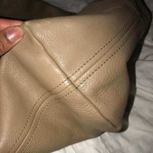 Additional photos of Tory Burch bag